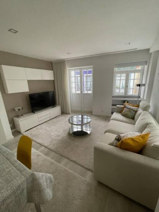 Modern 1 Bedroom City Center Aveiro Apartment Eksteriør billede